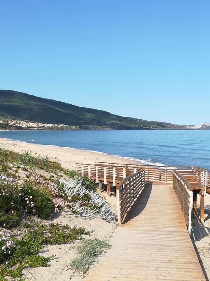Apartment Tramonto Sea-Front Valledoria (Sardinia) Exterior foto
